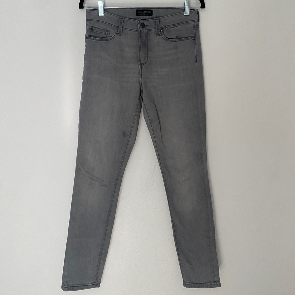 Banana Republic Flattering Skinny Jeans